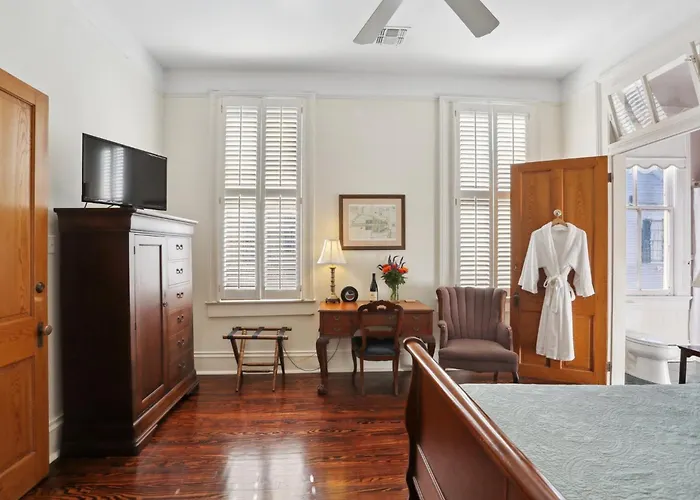 Maison Perrier Bed & Breakfast